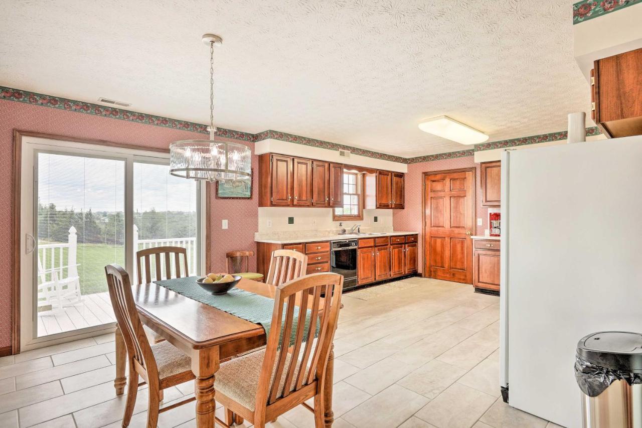 فيلا Charming Williamstown Retreat With Private Yard المظهر الخارجي الصورة