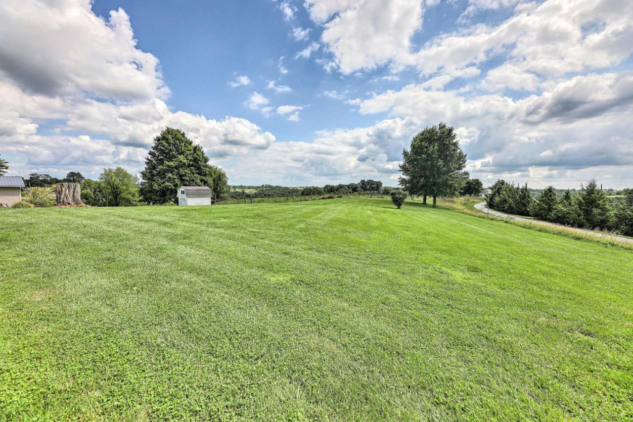 فيلا Charming Williamstown Retreat With Private Yard المظهر الخارجي الصورة