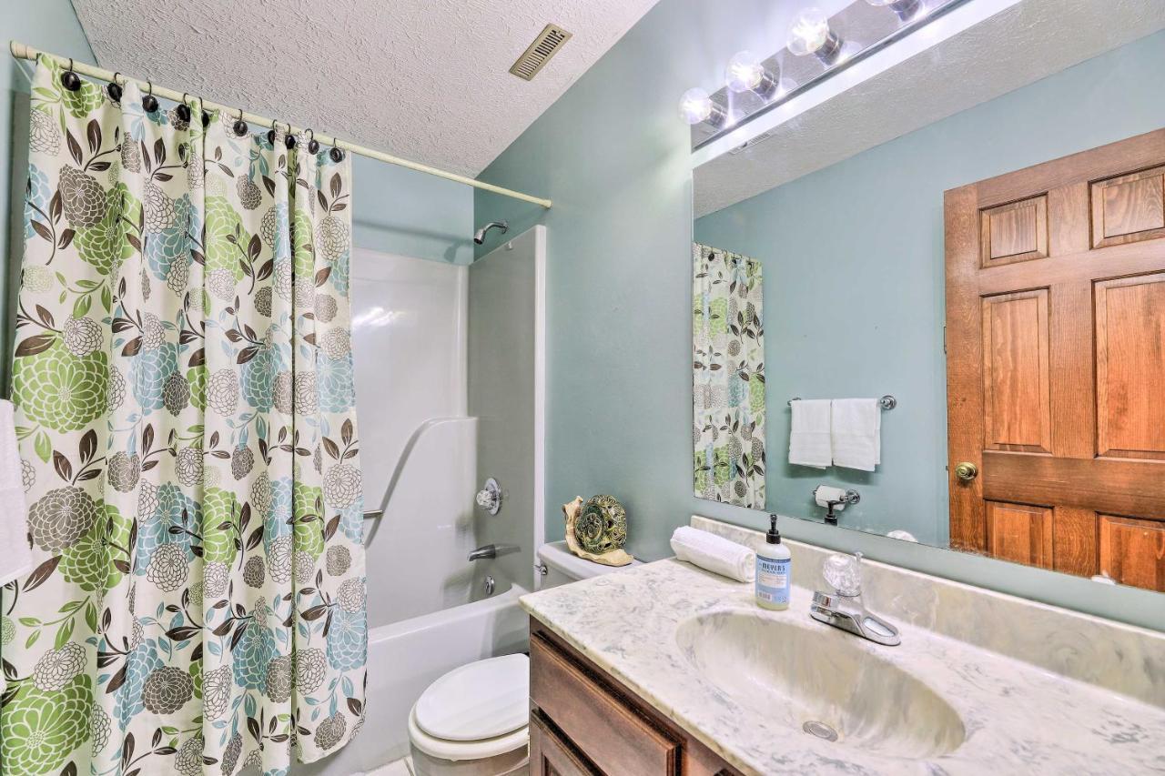 فيلا Charming Williamstown Retreat With Private Yard المظهر الخارجي الصورة