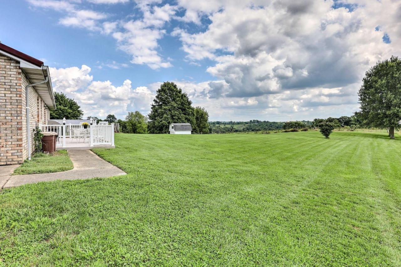 فيلا Charming Williamstown Retreat With Private Yard المظهر الخارجي الصورة
